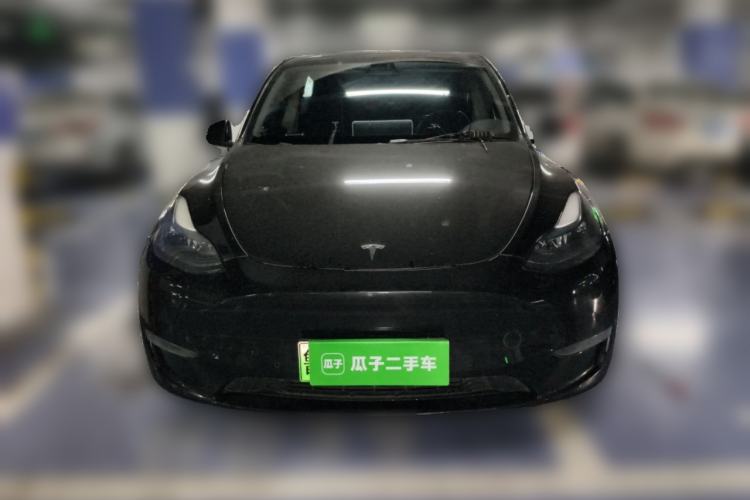 Used Tesla Model Y 2022 Long-Range All-Wheel-Drive Version Front