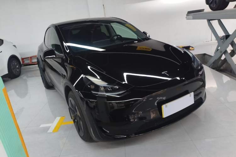 Used Tesla Model Y 2022 Revised Version Rear-Wheel Drive Front Right 45 Deg