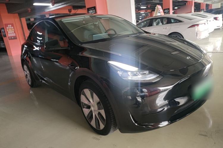 Used Tesla Model Y 2022 Revised Version Rear-Wheel Drive Front Right 45 Deg