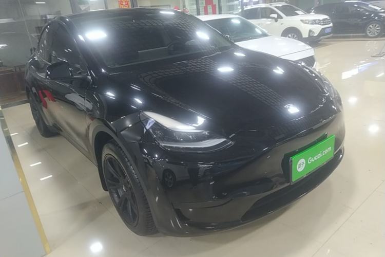 Used Tesla Model Y 2022 Rear-Wheel-Drive Version Front Right 45 Deg