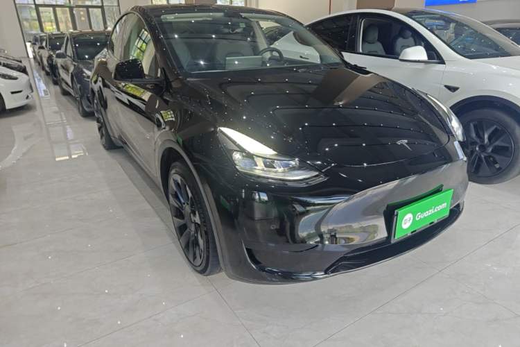 Used Tesla Model Y 2022 Revised Version Rear-Wheel Drive Front Right 45 Deg