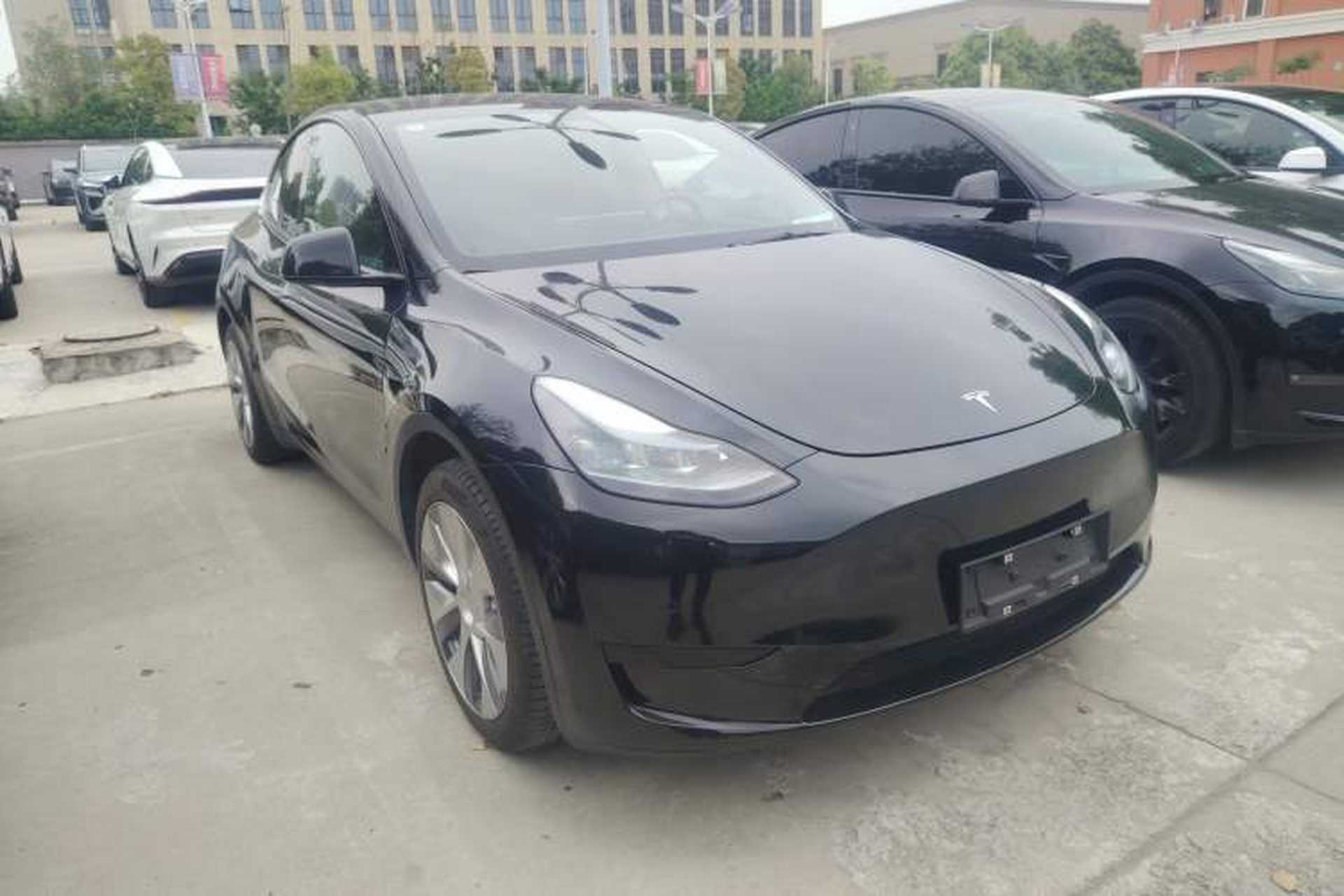 Used Tesla Model Y 2022 Revised Version Rear-Wheel Drive Front Right 45 Deg