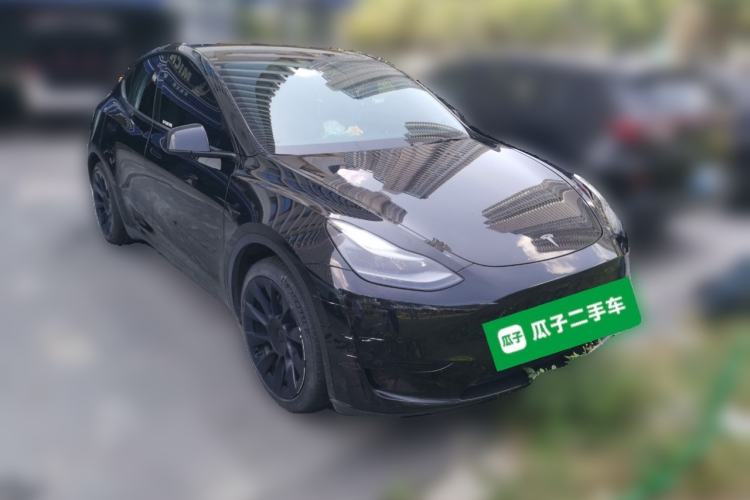 Used Tesla Model Y 2022 Rear-Wheel-Drive Version Front Right 45 Deg