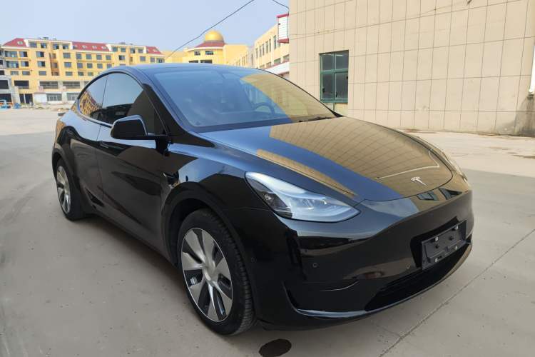 Used Tesla Model Y 2022 Revised Version Rear-Wheel Drive Front Right 45 Deg