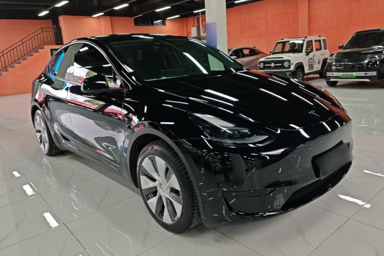 Used Tesla Model Y 2022 Revised Version Rear-Wheel Drive Front Right 45 Deg