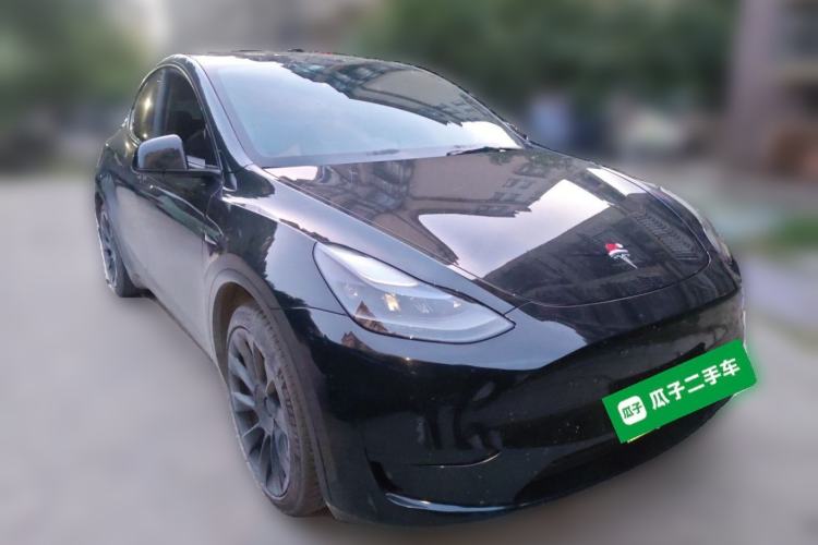 Used Tesla Model Y 2022 Rear-Wheel-Drive Version Front Right 45 Deg