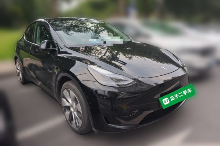 Used Tesla Model Y 2022 Rear-Wheel-Drive Version Front Right 45 Deg