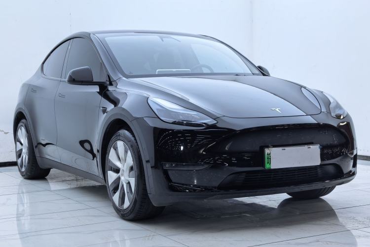 Used Tesla Model Y 2022 Revised Version Long-Range All-Wheel Drive Front Right 45 Deg