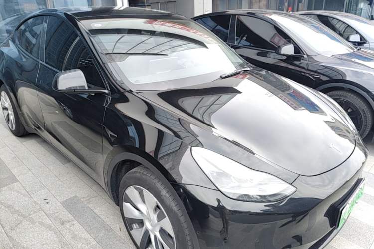 Used Tesla Model Y 2022 Revised Version Rear-Wheel Drive Front Right 45 Deg