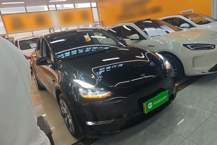 Used Tesla Model Y 2022 Revised Version Long-Range All-Wheel Drive Front Right 45 Deg