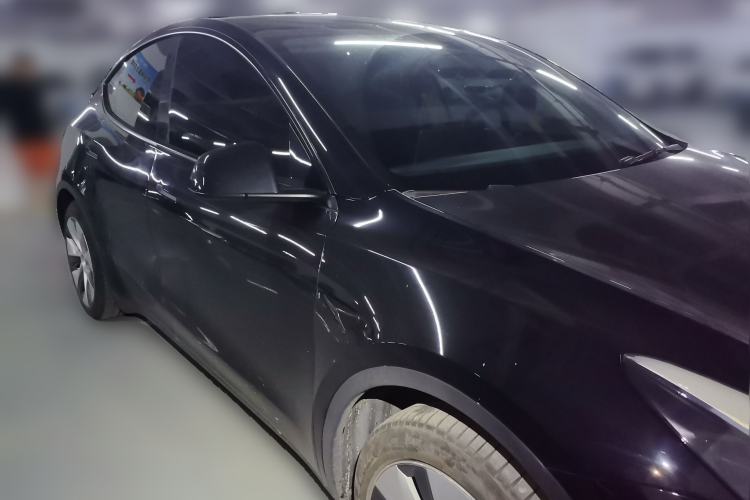 Used Tesla Model Y 2022 Revised Version Rear-Wheel Drive Front Right 45 Deg