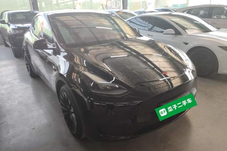 Used Tesla Model Y 2022 Revised Version Rear-Wheel Drive Front Right 45 Deg