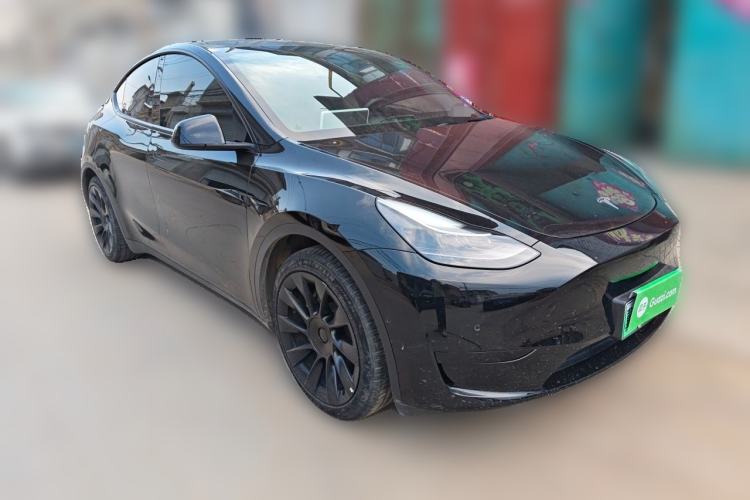 Used Tesla Model Y 2022 Rear-Wheel-Drive Version Front Right 45 Deg