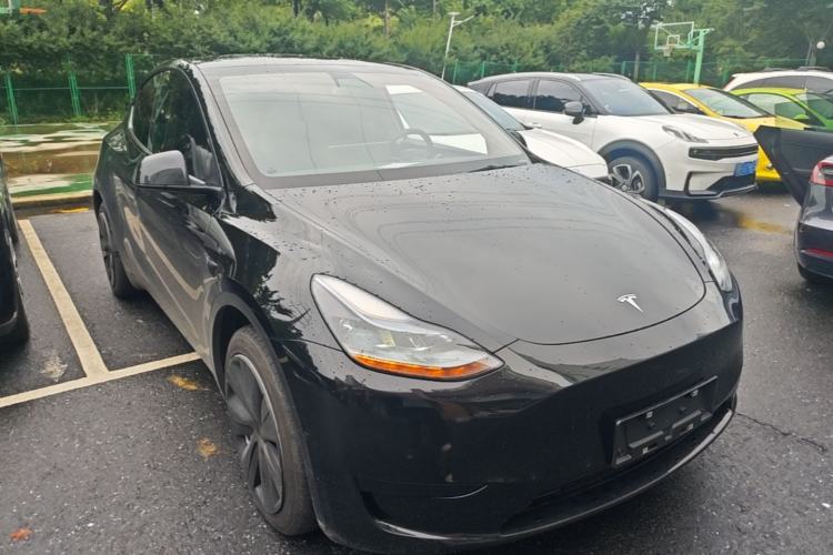Used Tesla Model Y 2022 Revised Version Rear-Wheel Drive Front Right 45 Deg