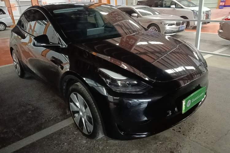 Used Tesla Model Y 2022 Revised Version Rear-Wheel Drive Front Right 45 Deg