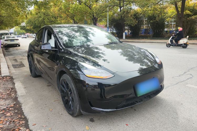 Used Tesla Model Y 2022 Revised Version Rear-Wheel Drive Front Right 45 Deg