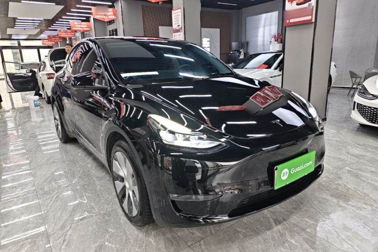 Used Tesla Model Y 2022 Revised Version Long-Range All-Wheel Drive Front Right 45 Deg