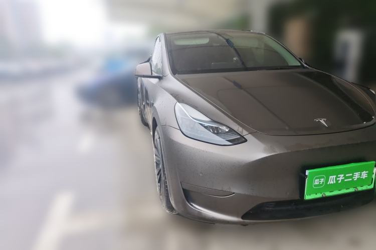 Used Tesla Model Y 2022 Revised Version Rear-Wheel Drive Front Right 45 Deg