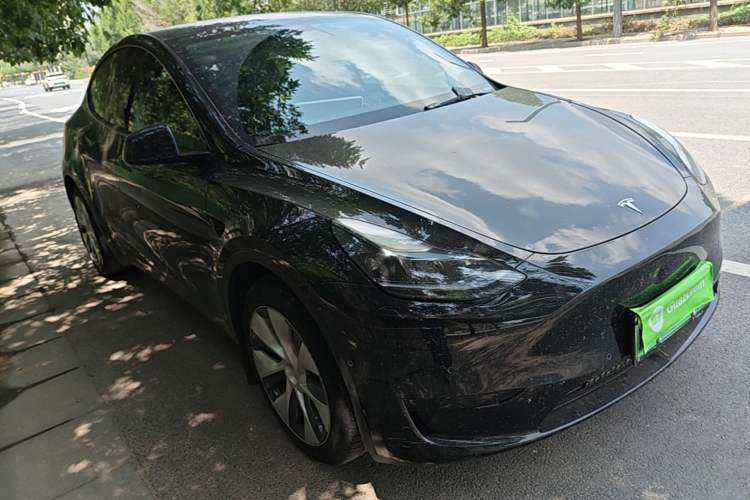 Used Tesla Model Y 2022 Revised Version Rear-Wheel Drive Front Right 45 Deg