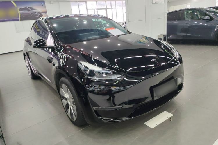 Used Tesla Model Y 2022 Revised Version Long-Range All-Wheel Drive Front Right 45 Deg