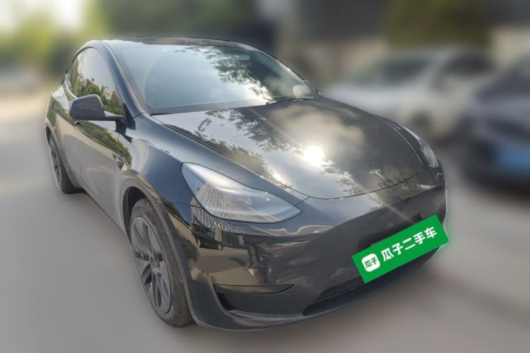 Used Tesla Model Y 2022 Rear-Wheel-Drive Version Front Right 45 Deg