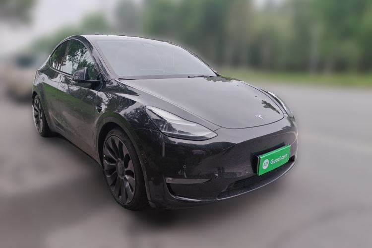 Used Tesla Model Y 2022 Performance High-Performance All-Wheel-Drive Version Front Right 45 Deg