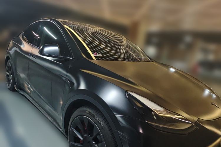 Used Tesla Model Y 2022 Rear-Wheel-Drive Version Front Right 45 Deg