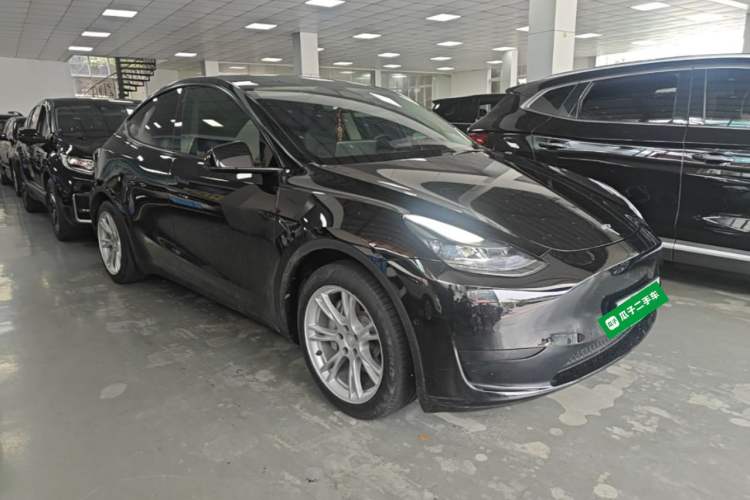 Used Tesla Model Y 2022 Revised Version Rear-Wheel Drive Front Right 45 Deg