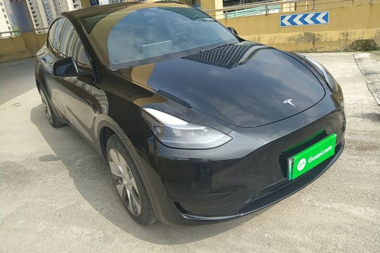 Used Tesla Model Y 2022 Revised Version Rear-Wheel Drive Front Right 45 Deg