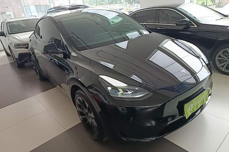 Used Tesla Model Y 2022 Revised Version Rear-Wheel Drive Front Right 45 Deg