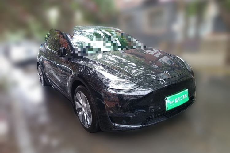 Used Tesla Model Y 2022 Rear-Wheel-Drive Version Front Right 45 Deg