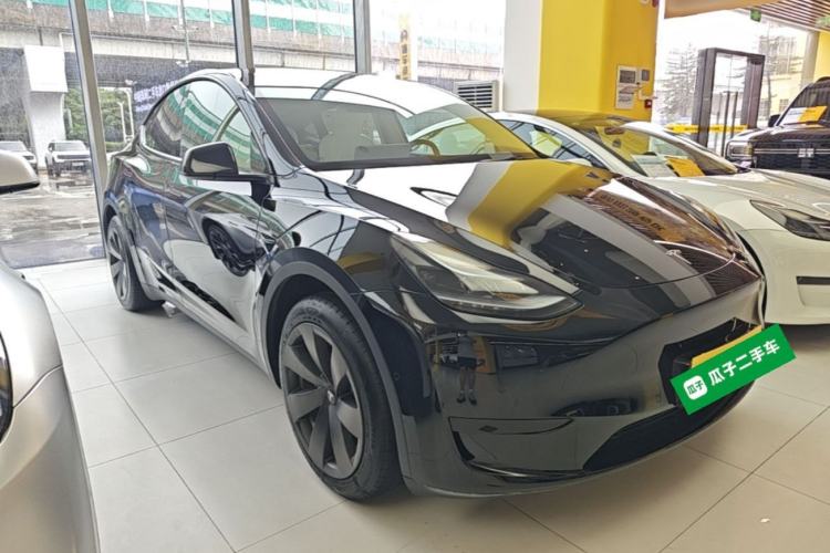 Used Tesla Model Y 2022 Revised Version Rear-Wheel Drive Front Right 45 Deg