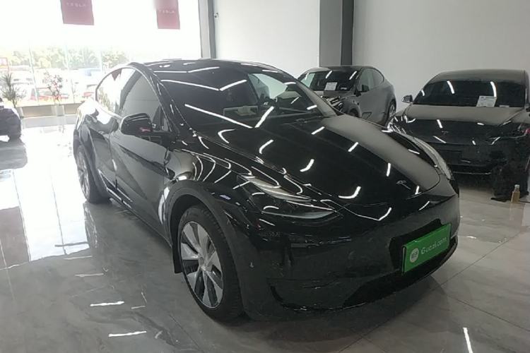 Used Tesla Model Y 2022 Revised Version Rear-Wheel Drive Front Right 45 Deg