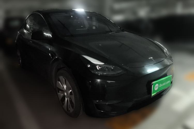 Used Tesla Model Y 2022 Revised Version Long-Range All-Wheel Drive Front Right 45 Deg