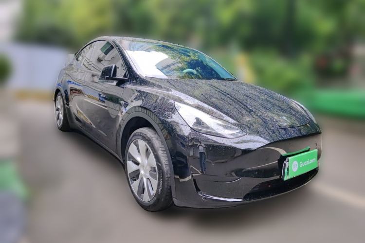 Used Tesla Model Y 2022 Rear-Wheel-Drive Version Front Right 45 Deg