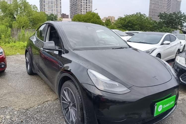 Used Tesla Model Y 2022 Revised Version Rear-Wheel Drive Front Right 45 Deg