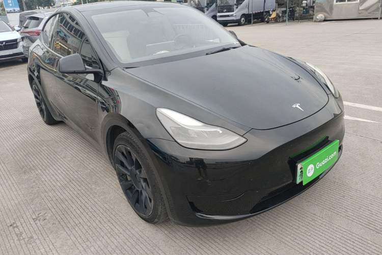 Used Tesla Model Y 2022 Revised Version Rear-Wheel Drive Front Right 45 Deg