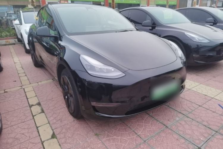 Used Tesla Model Y 2022 Revised Version Long-Range All-Wheel Drive Front Right 45 Deg