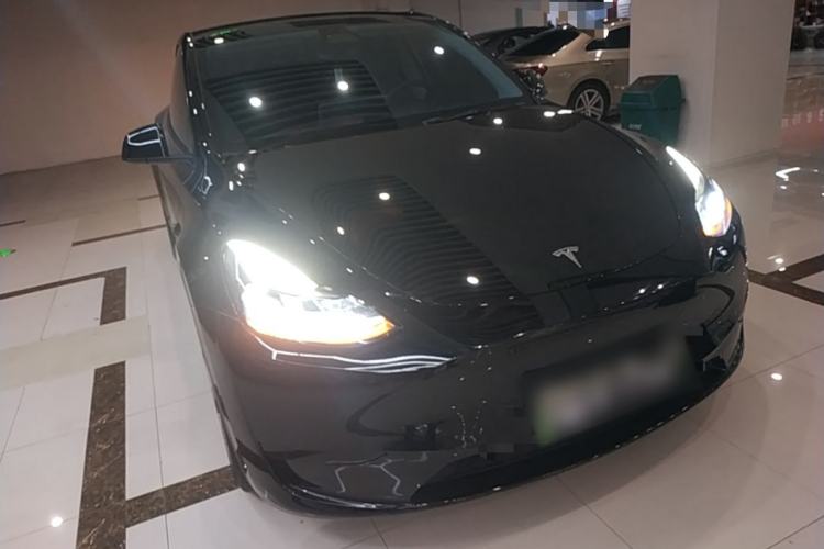 Used Tesla Model Y 2022 Revised Version Rear-Wheel Drive Front Right 45 Deg