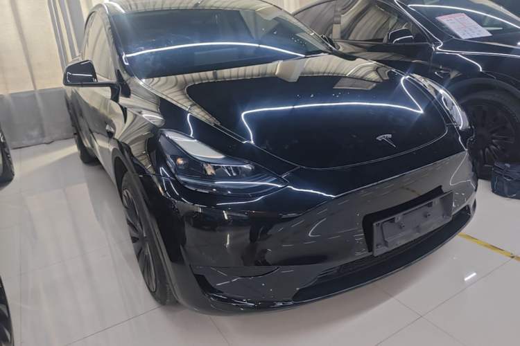 Used Tesla Model Y 2022 Revised Version Rear-Wheel Drive Front Right 45 Deg