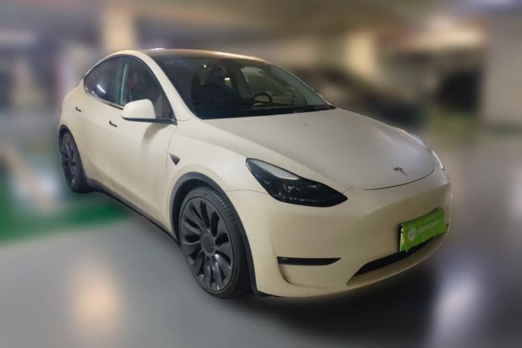 Used Tesla Model Y 2022 Performance High-Performance All-Wheel-Drive Version Front Right 45 Deg