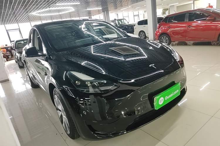 Used Tesla Model Y 2022 Revised Version Rear-Wheel Drive Front Right 45 Deg