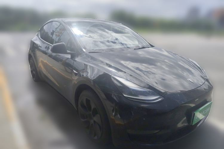 Used Tesla Model Y 2022 Revised Version Long-Range All-Wheel Drive Front Right 45 Deg
