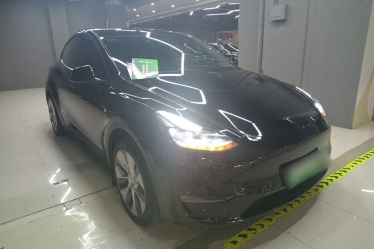 Used Tesla Model Y 2022 Revised Version Long-Range All-Wheel Drive Front Right 45 Deg