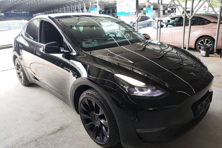 Used Tesla Model Y 2022 Revised Version Long-Range All-Wheel Drive Front Right 45 Deg