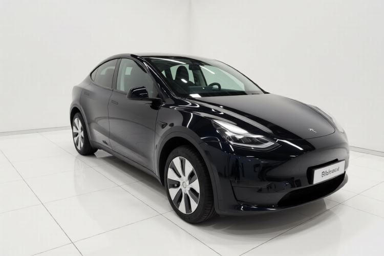 Used Tesla Model Y 2022 Revised Version Long-Range All-Wheel Drive Front Right 45 Deg