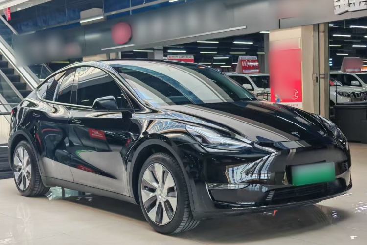 Used Tesla Model Y 2022 Revised Version Long-Range All-Wheel Drive Front Right 45 Deg