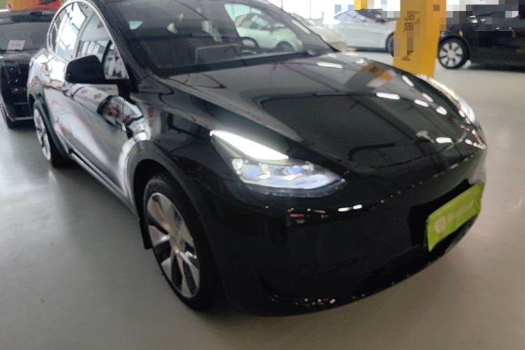 Used Tesla Model Y 2022 Revised Version Rear-Wheel Drive Front Right 45 Deg