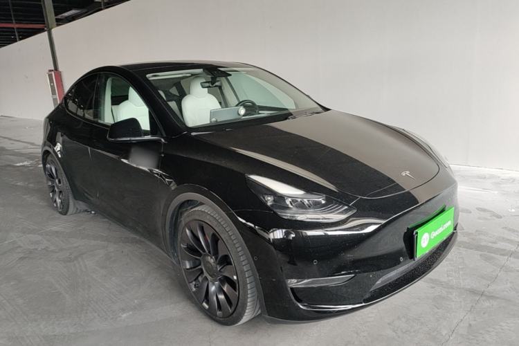 Used Tesla Model Y 2022 Performance High-Performance All-Wheel-Drive Version Front Right 45 Deg