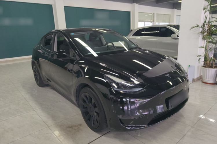 Used Tesla Model Y 2022 Revised Version Long-Range All-Wheel Drive Front Right 45 Deg